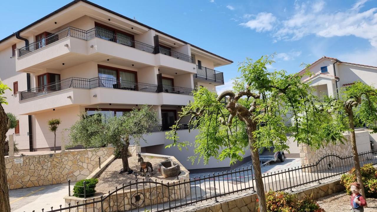 Villa Vista マリンスカ エクステリア 写真